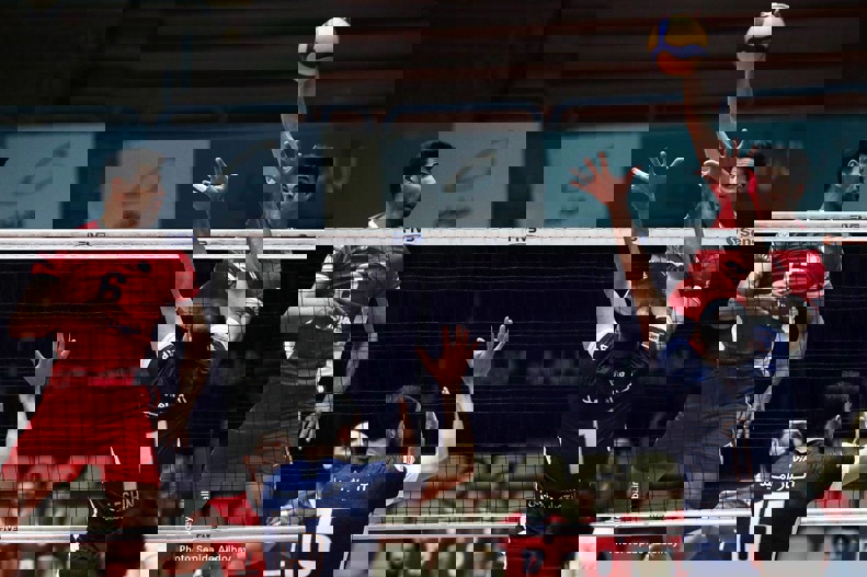 2140653