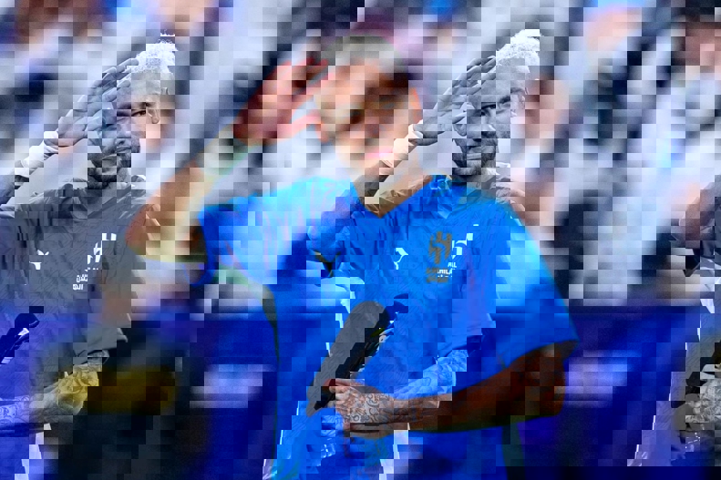 2140912