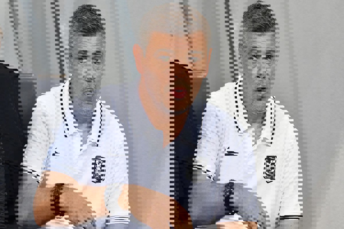 2140894