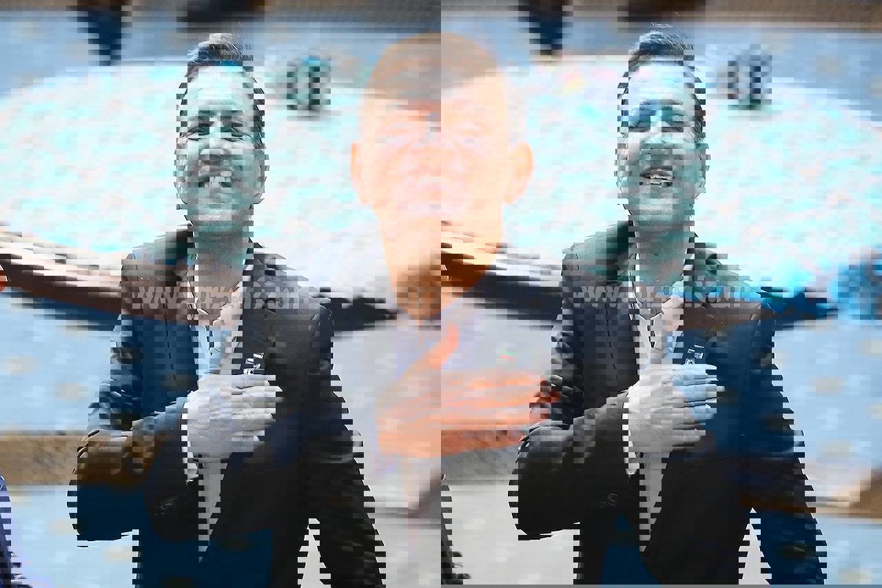 2141272