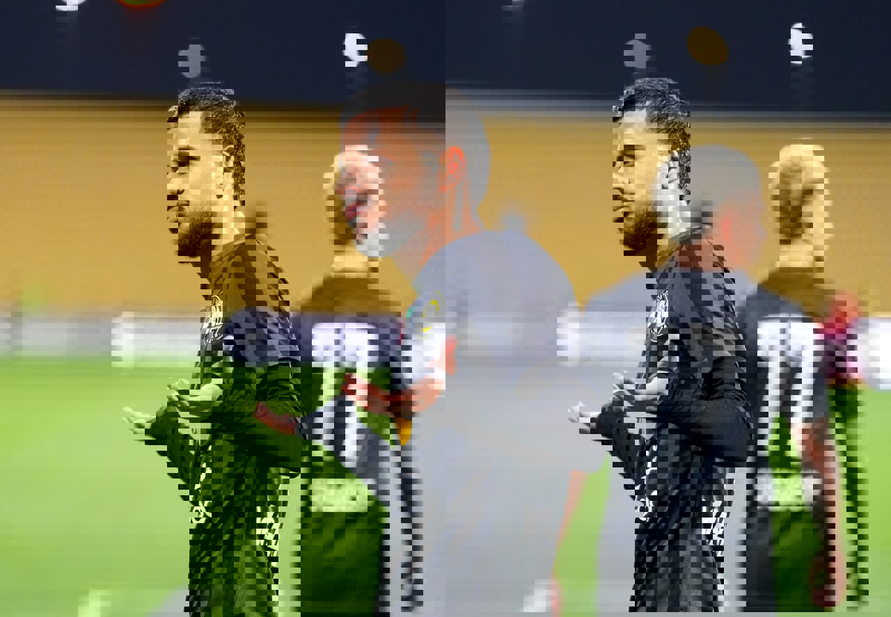 2141947