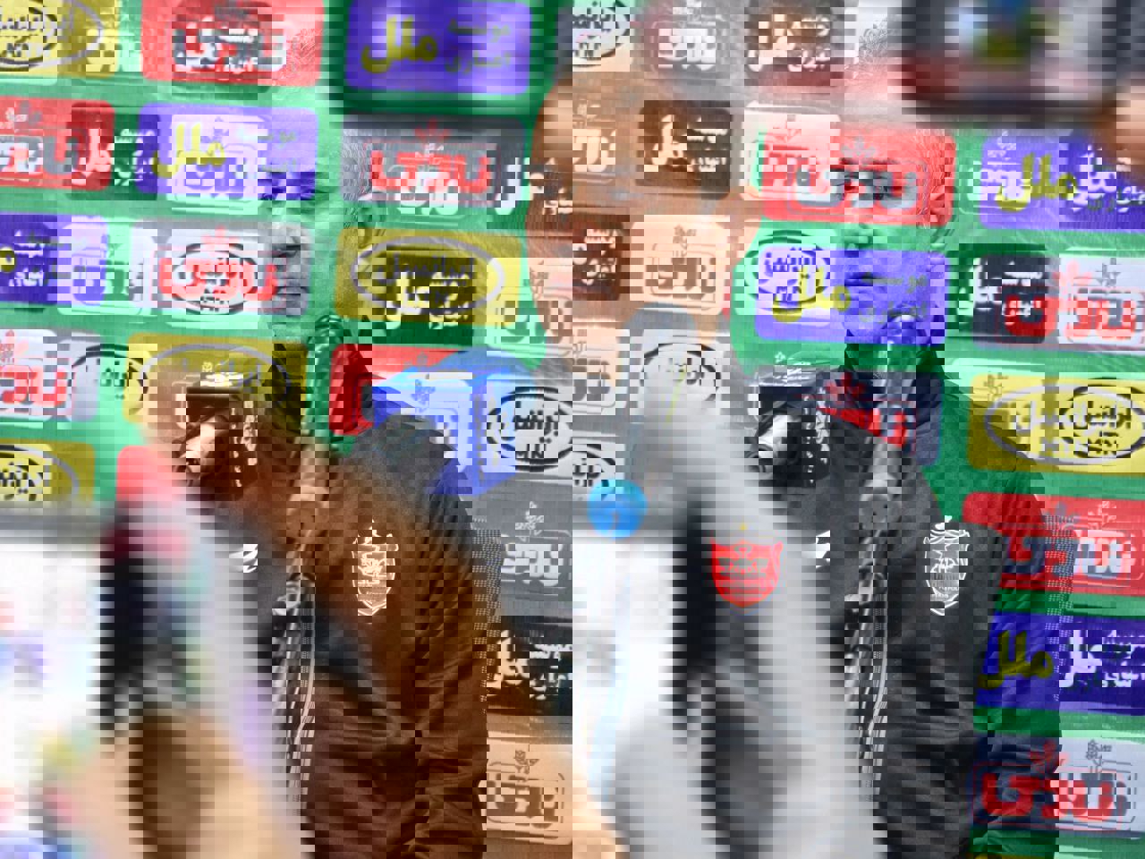2141828