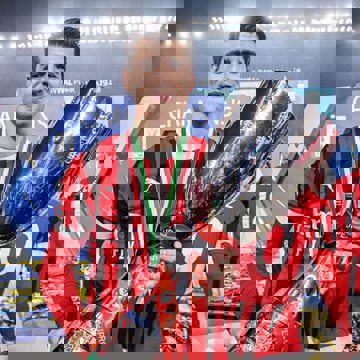 2141832
