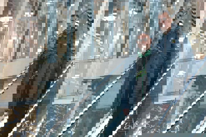2142127