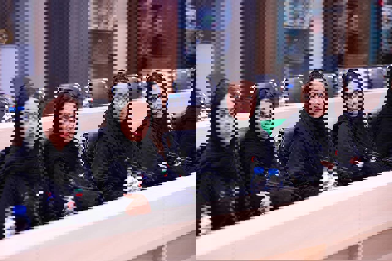 2142574