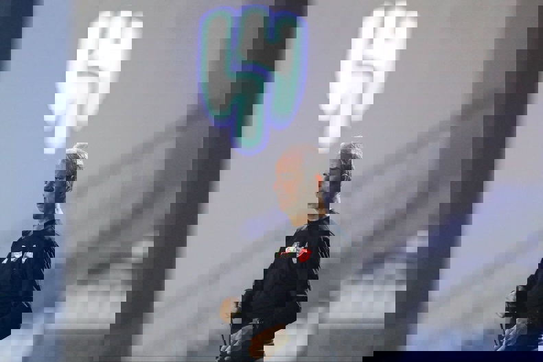 2142962