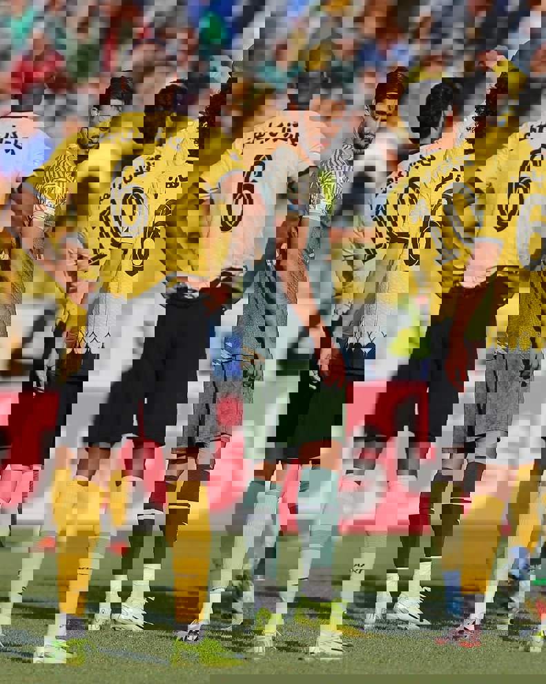 2143028