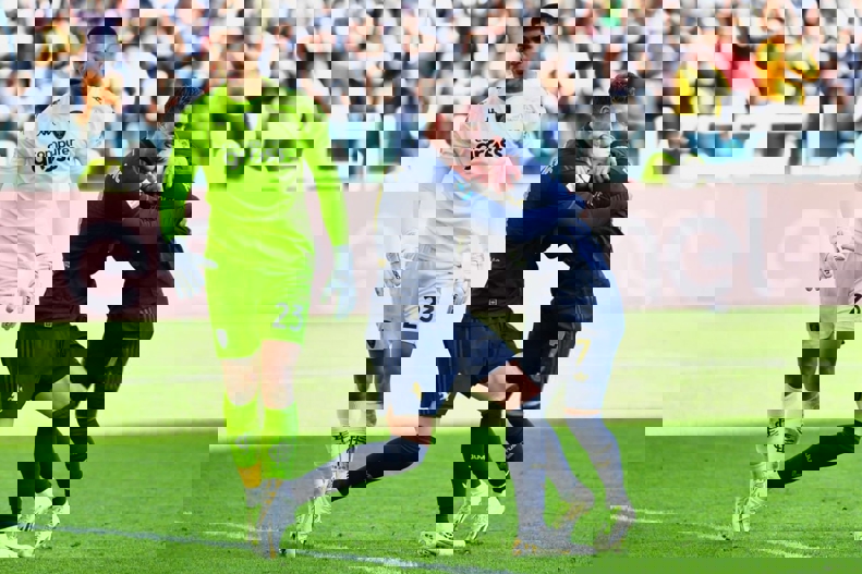 2143308