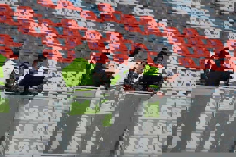 2143245