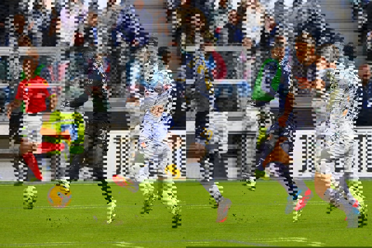 2143300