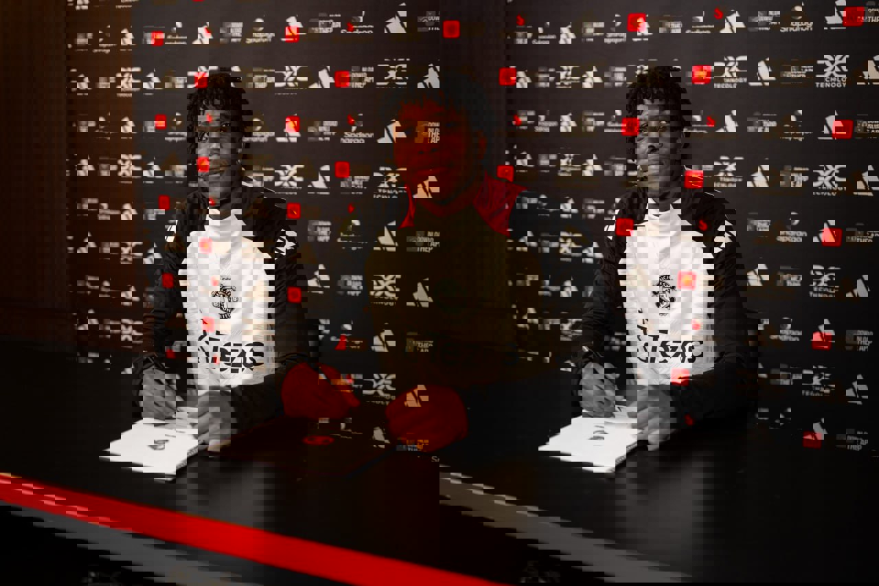 2143233