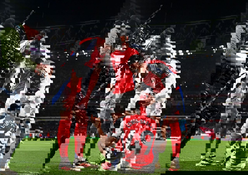 2143460