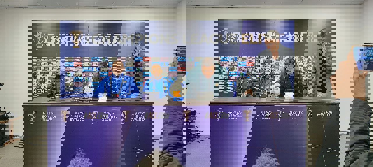 2143352