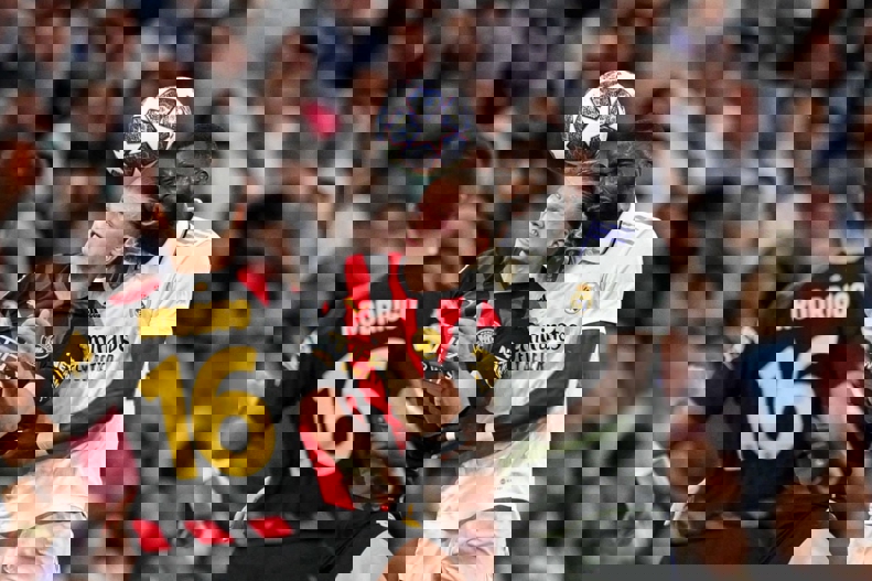 2143774
