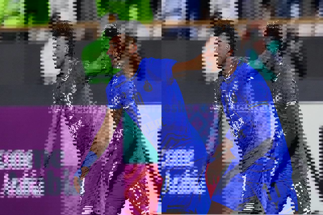 2143921