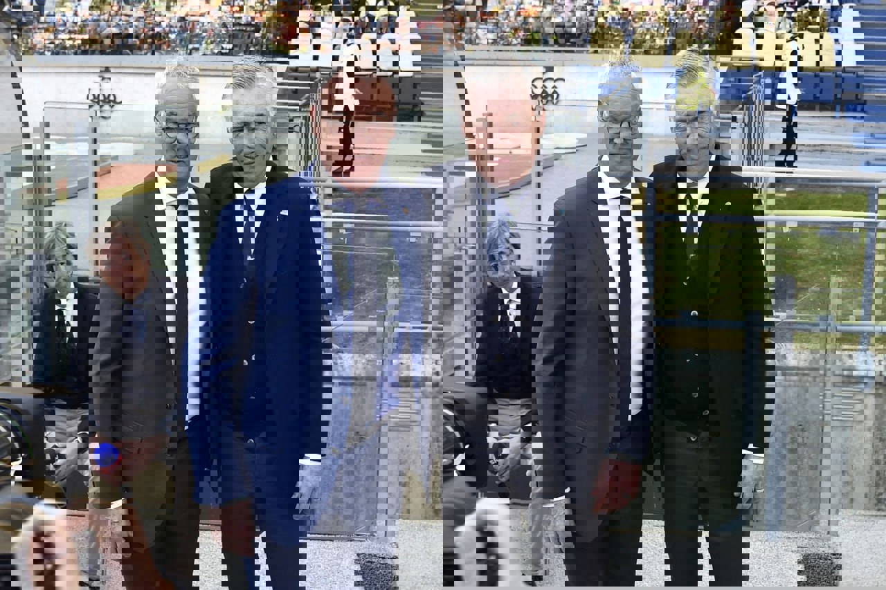 2144244