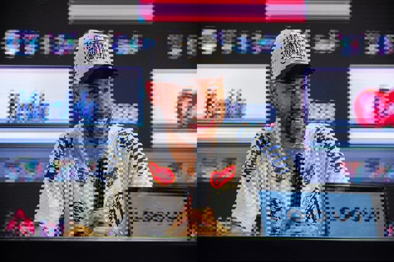 2144447