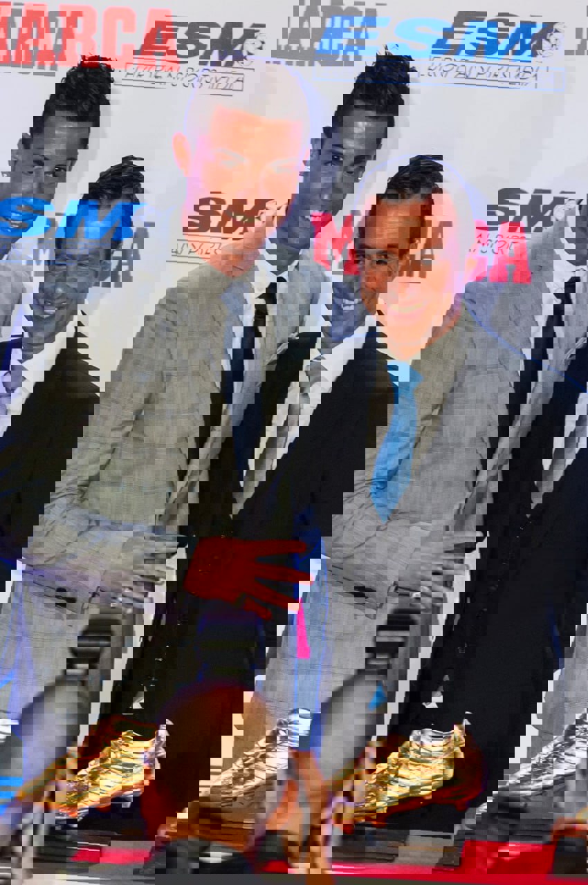 2144686