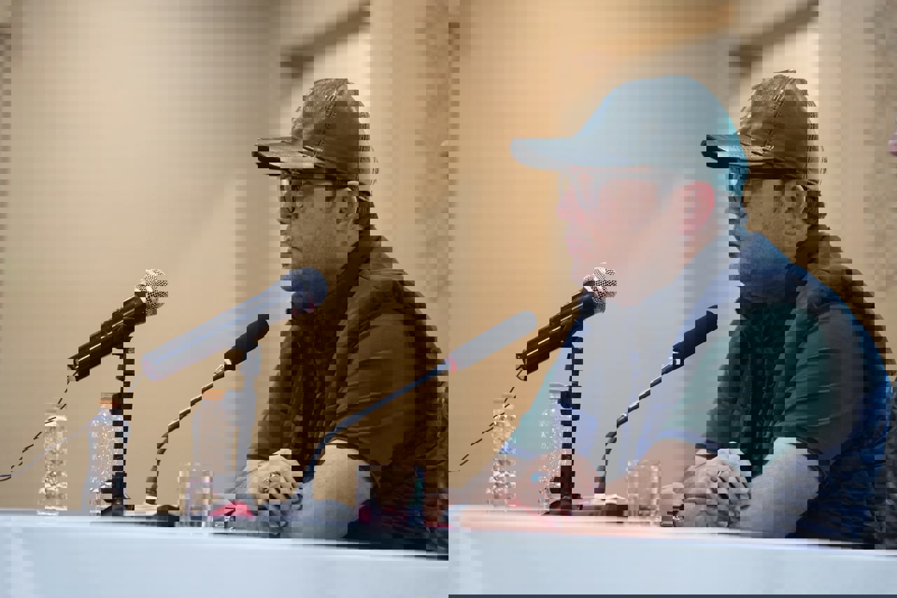 2144868