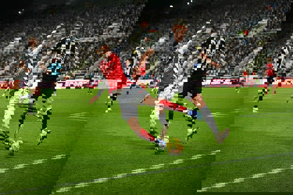 2145083