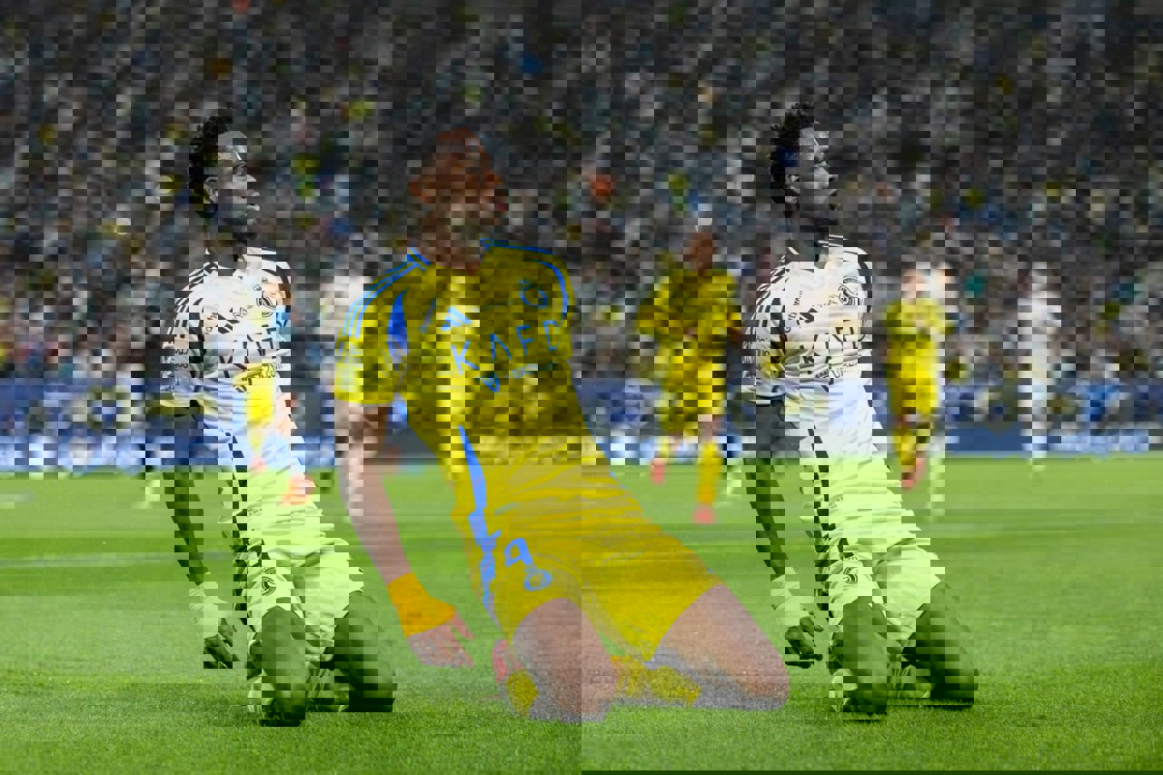 2145677