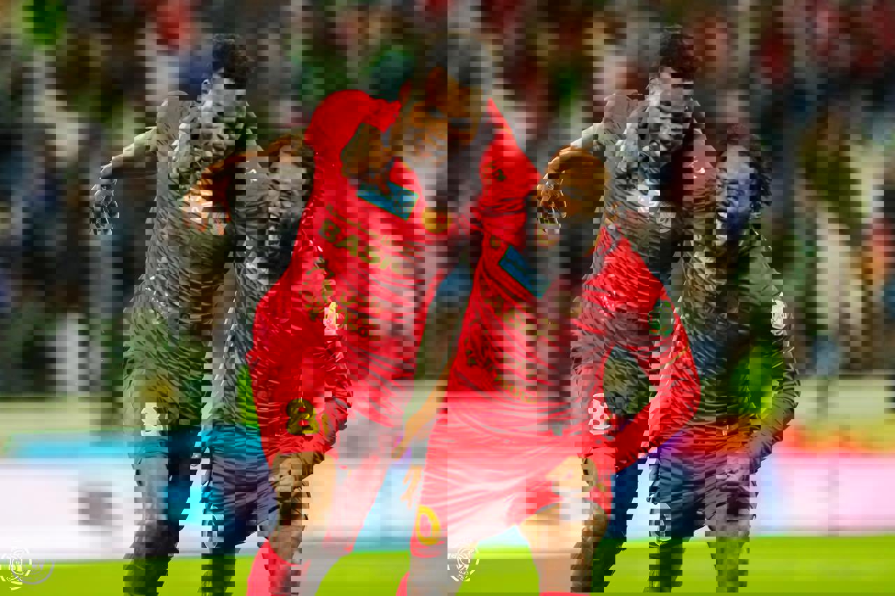 2146139