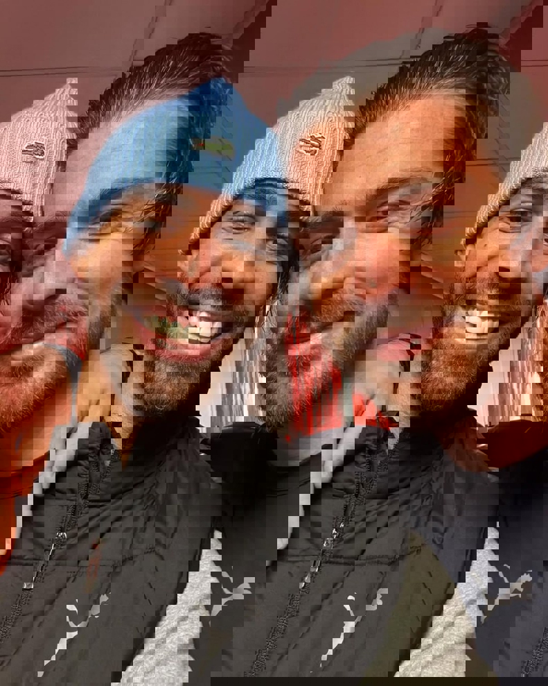 2146906