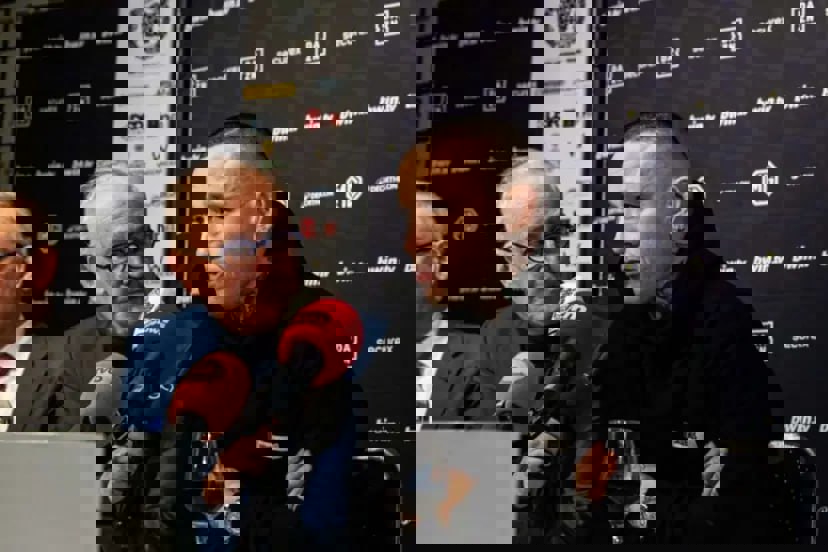 2146946