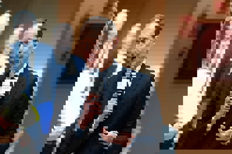2147851