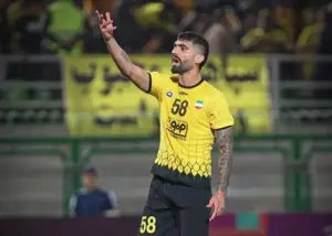 کوتاه‌ترین مصاحبه دانشگر: هوادار ما رو ترکوند!