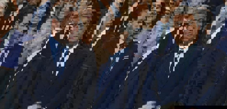 2147962