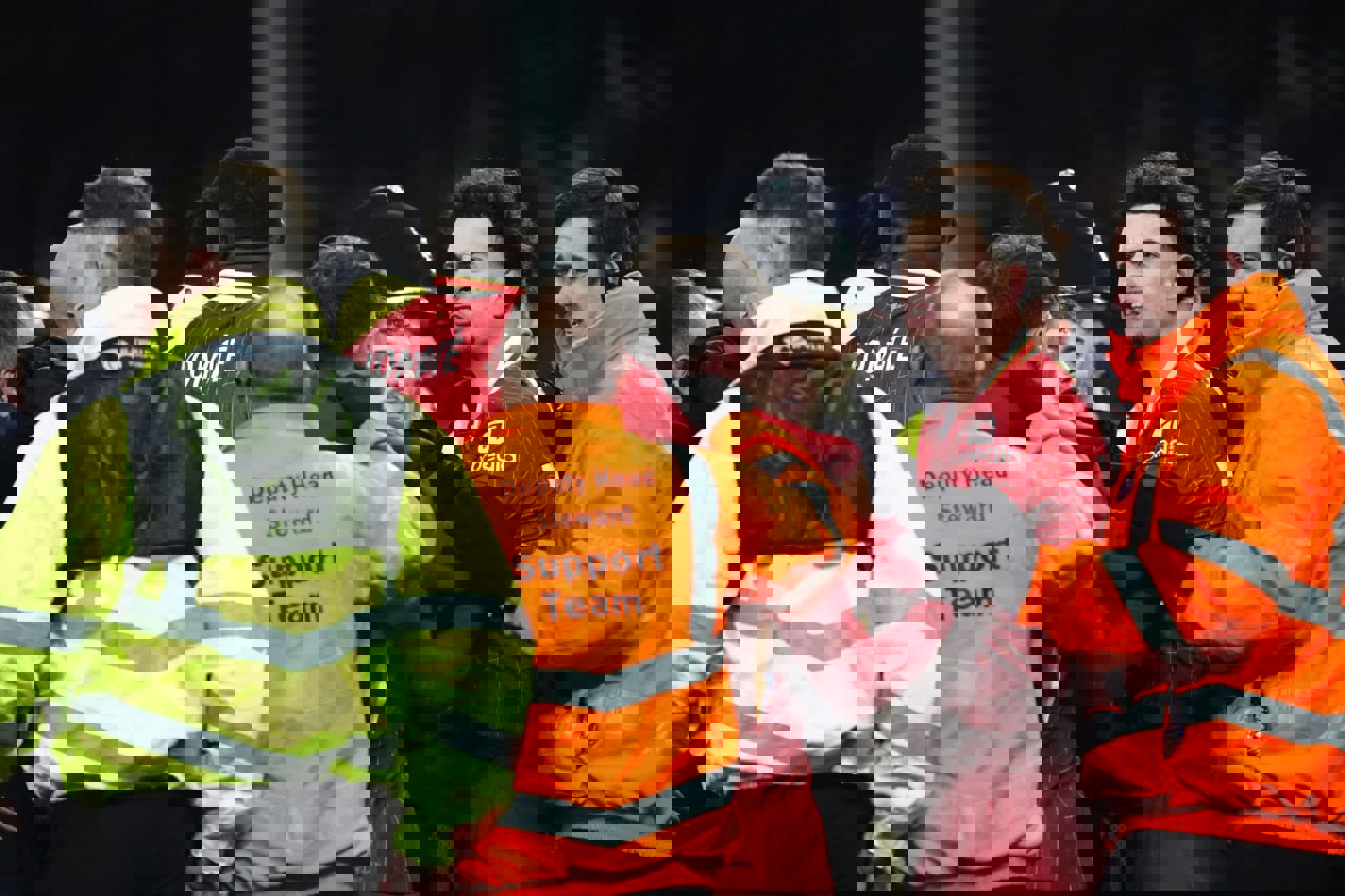 2148158