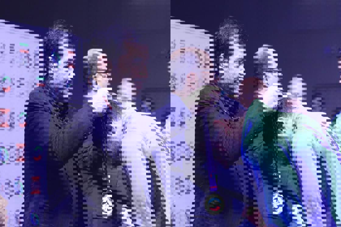 2151977