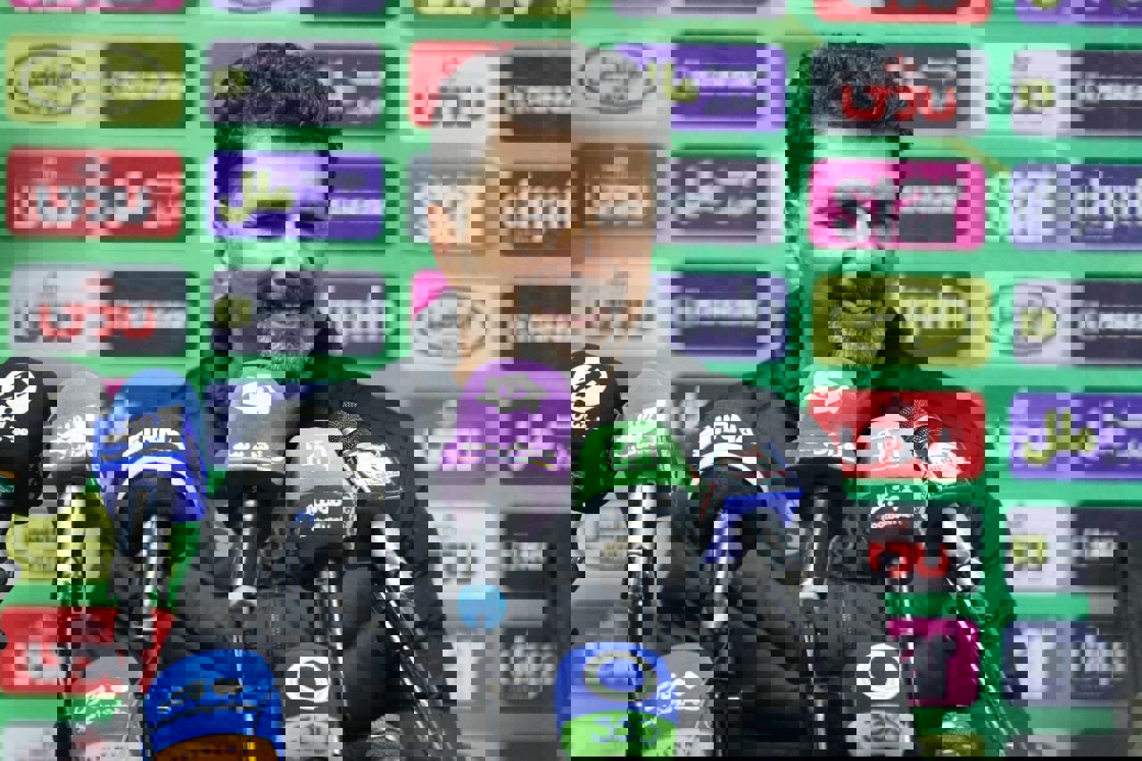 2152412