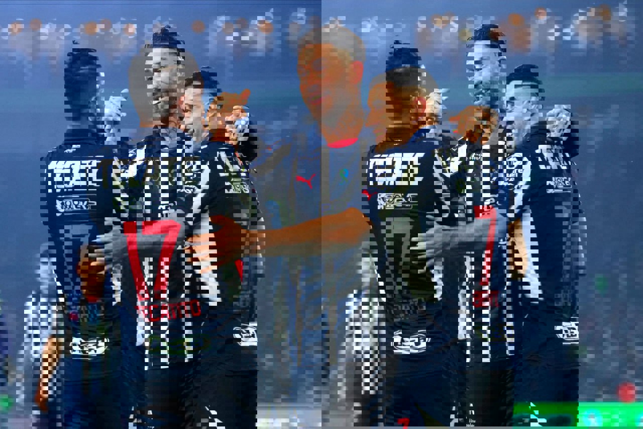 2152823
