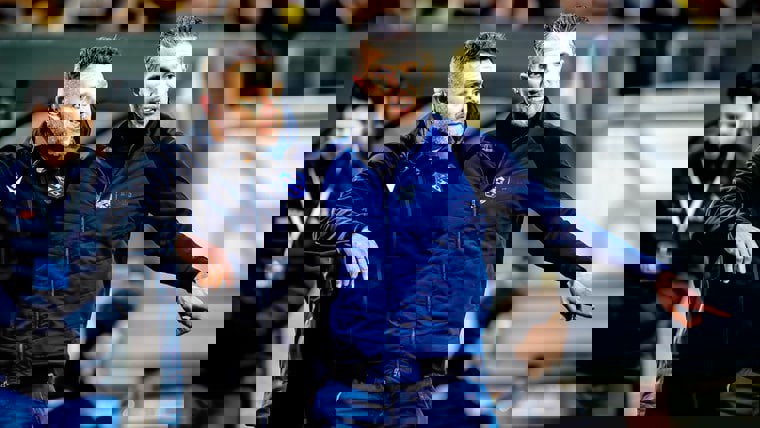 2152896