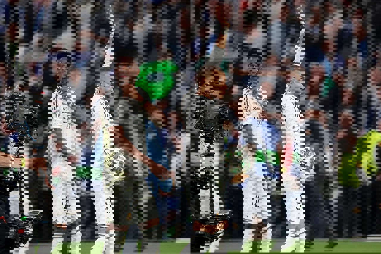 2152930