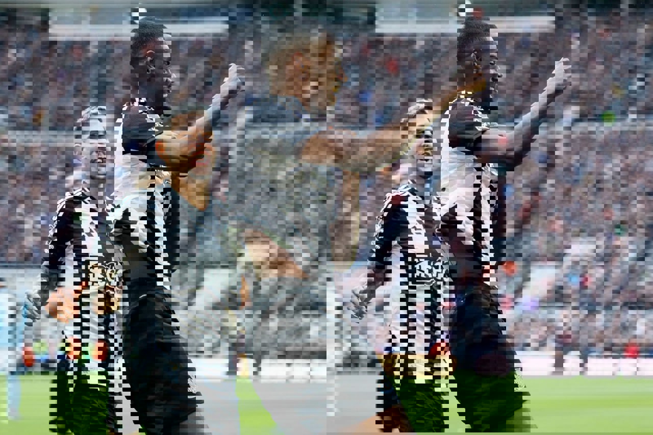 2152993
