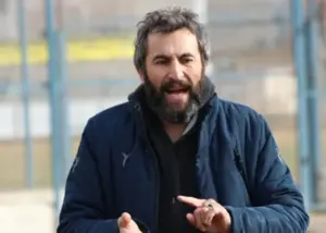 لطیفی: همچنان مخالف تغییرات در استقلالم!
