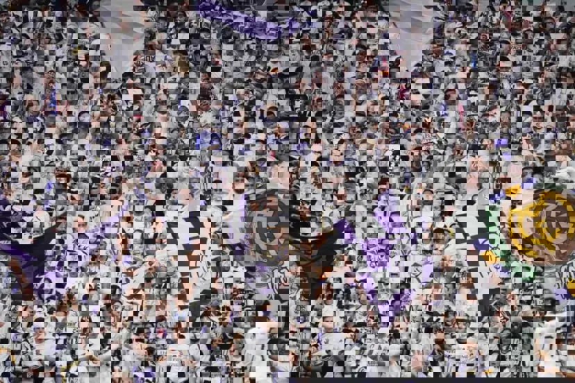 2153402
