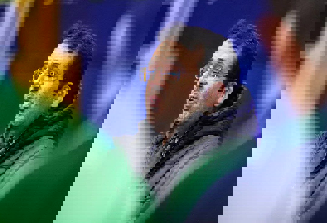 2153884
