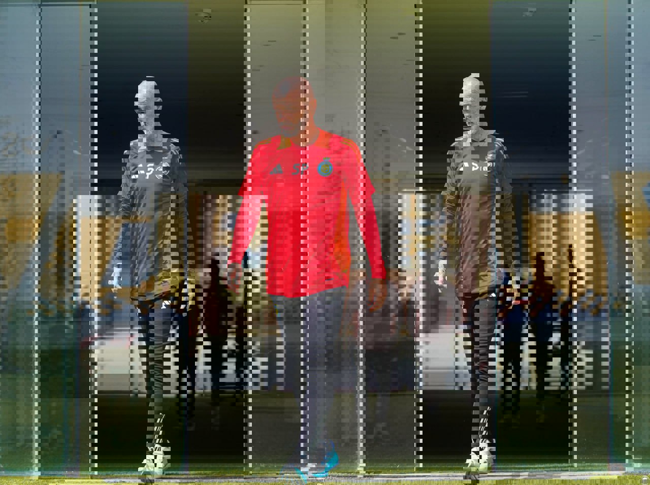 2153562