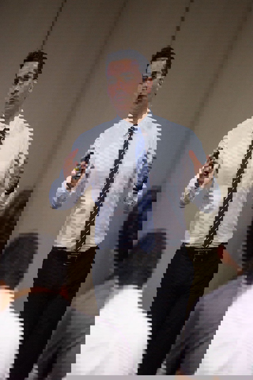 2153637