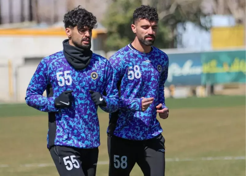 چشم کارترون به ستارههای خط دفاع روشن شد