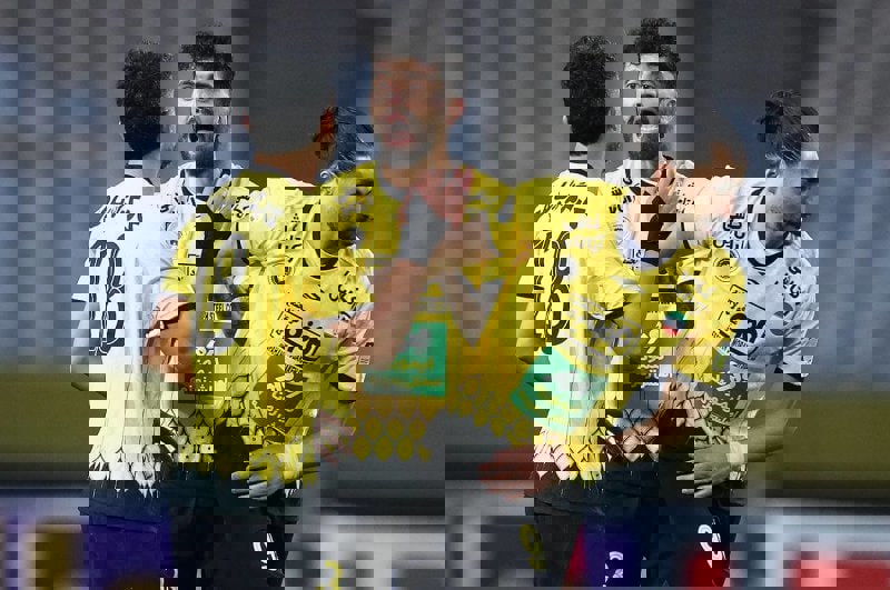 2154400
