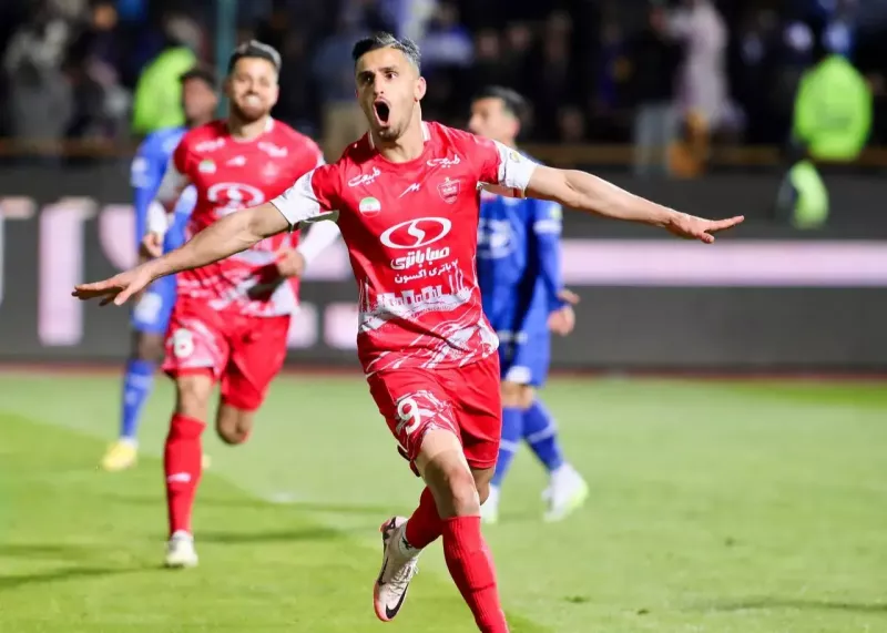 آرزوی آقای گل پرسپولیس توسط قلعهنویی محقق شد