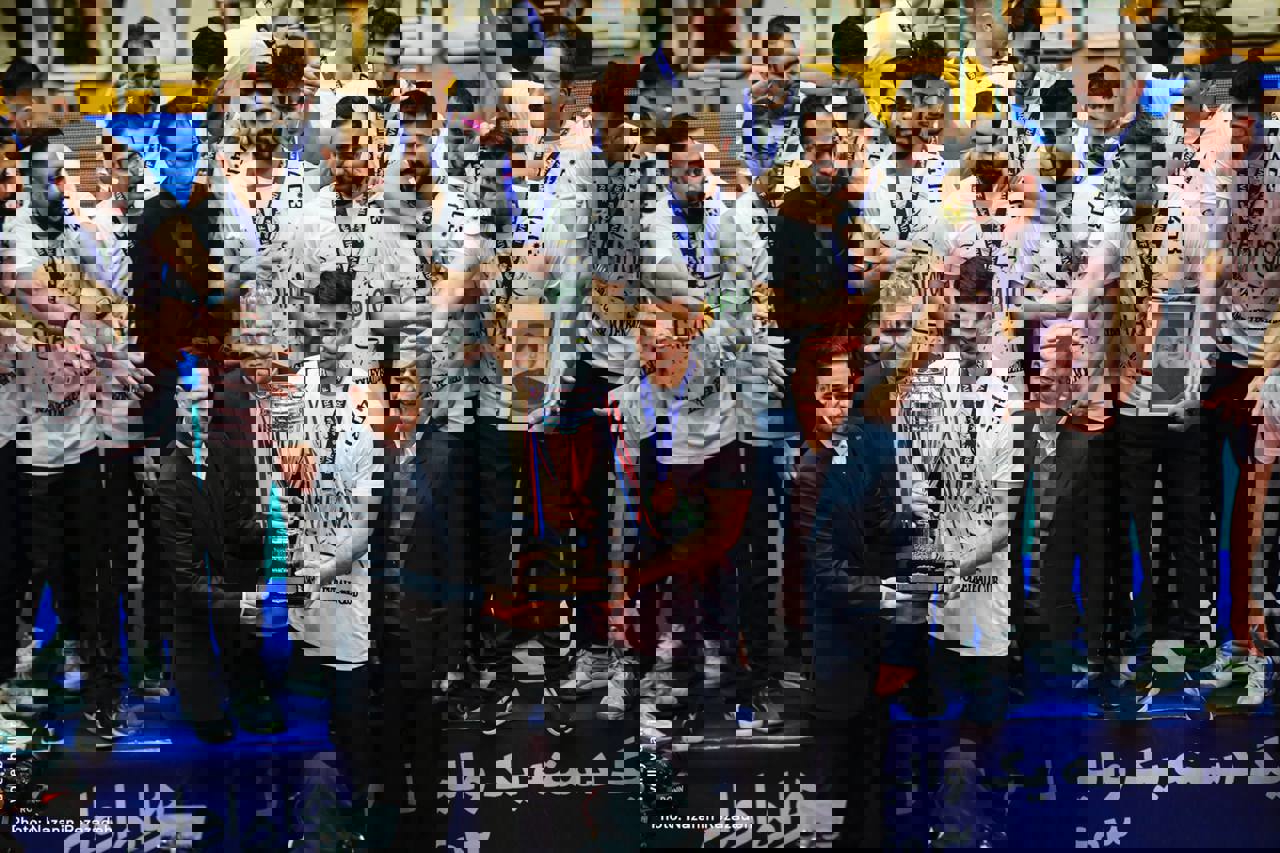 2156023