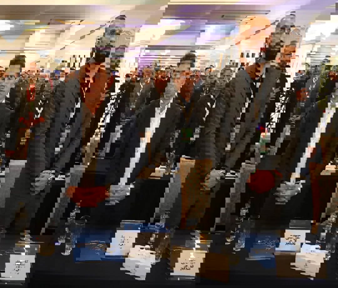 2155987