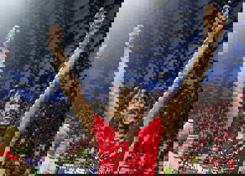 2156422