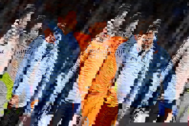2156592